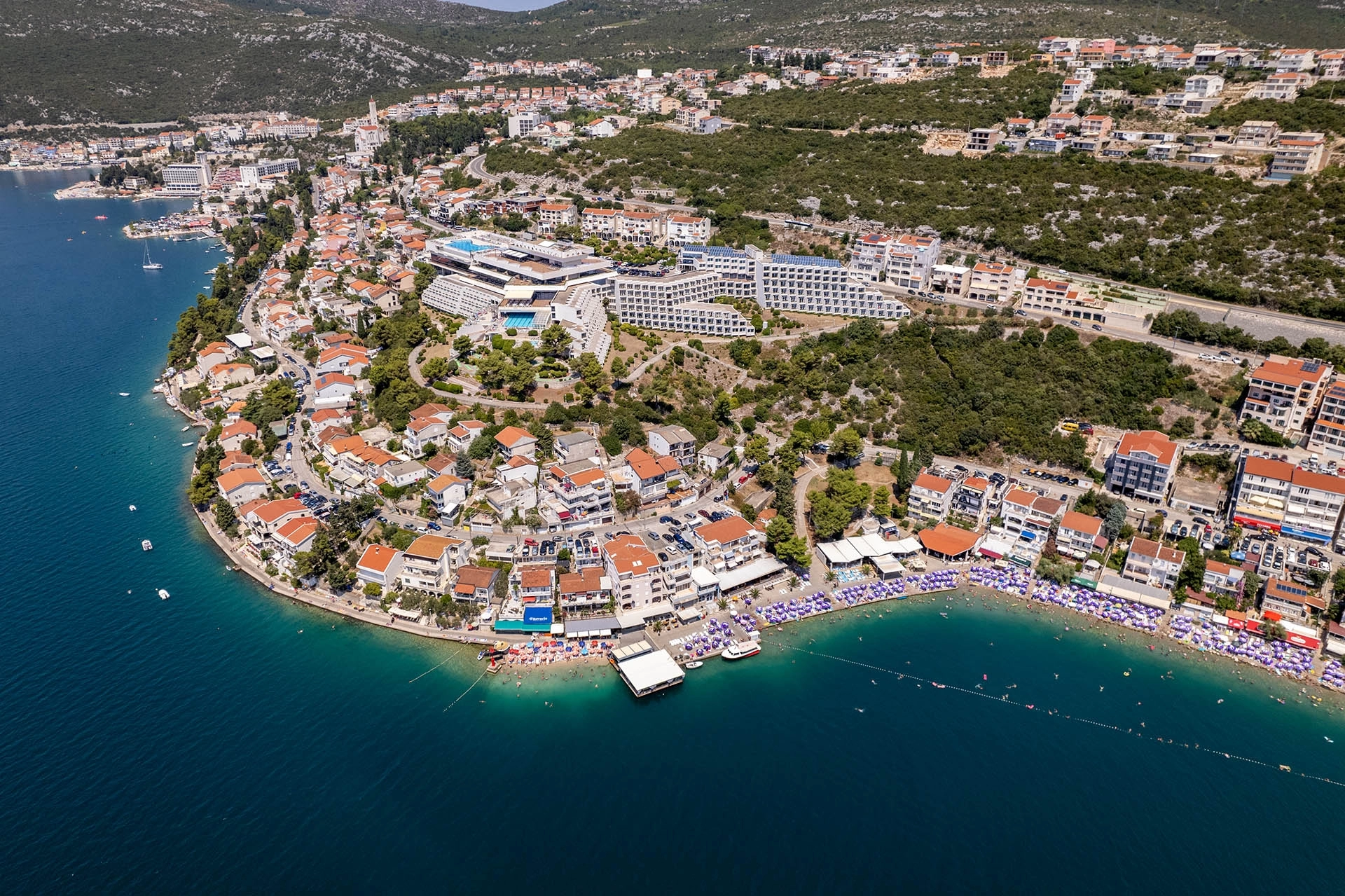 Neum 8768